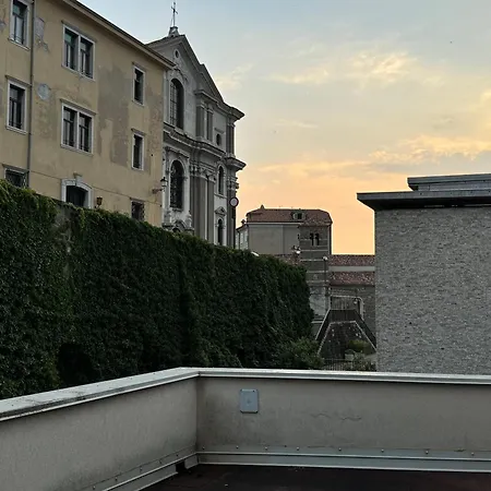 Teatro Апартаменты Триест